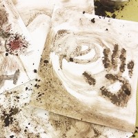 February Family Sundays: Earth Painting