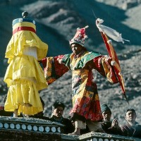 Oracles and Festivals : Setting Communal Intention in a Ladakhi Monastery