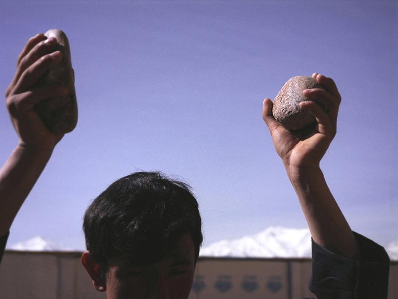 Art and Acts of Resistance in Clapping with Stones